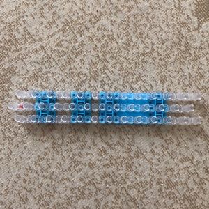 RAINBOW LOOM W/ HOOKS, RUBBER BANDS, AND CLASPS